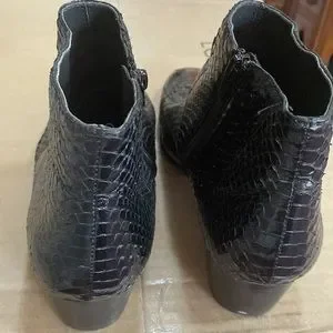 Giorgio Brutini private collection snake skin men short zip up boots ? 8 black Giorgio Brutini | Shoes | Giorgio Brutini Private Collection  main image 2